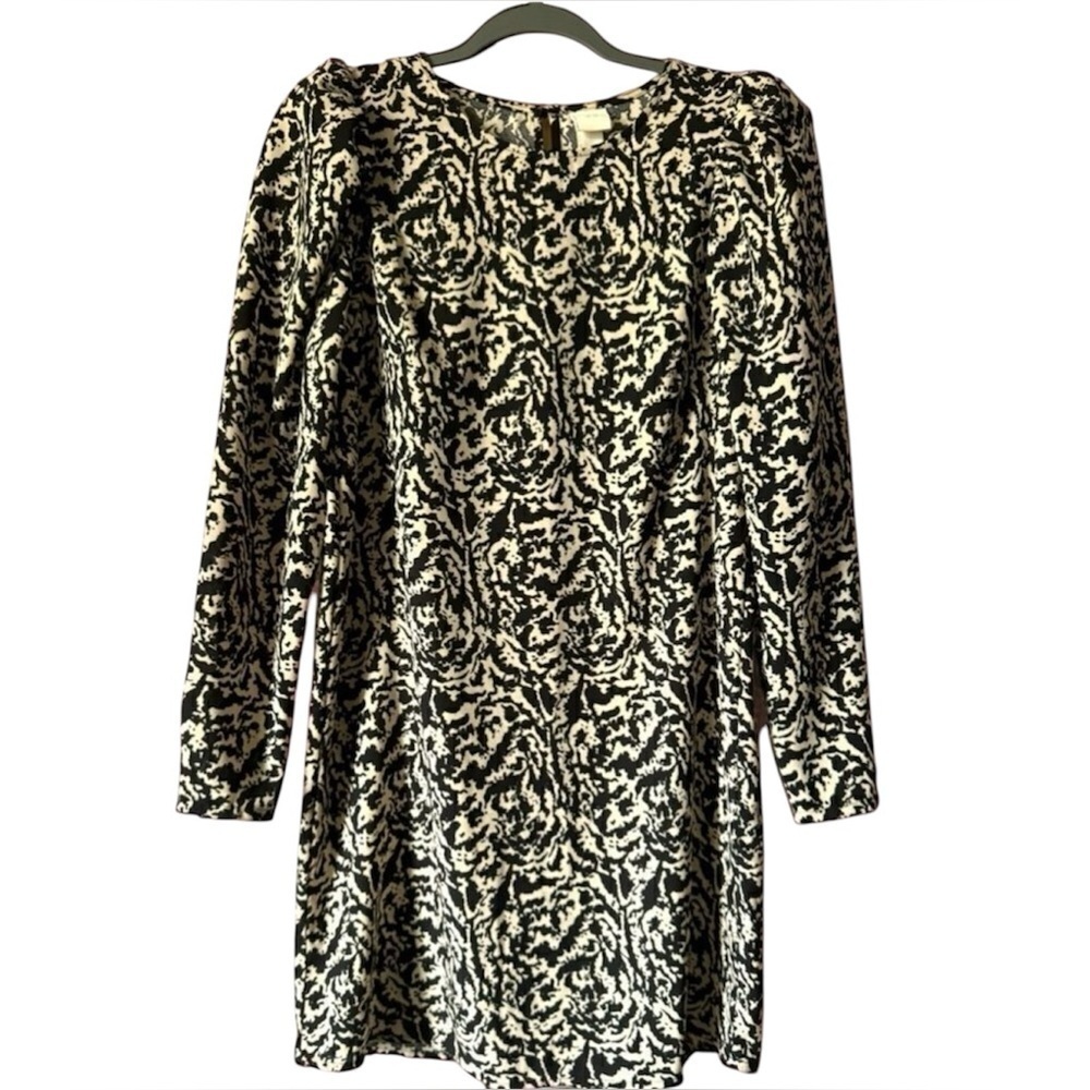 H&M women’s patterned puff sleeve sheath dress